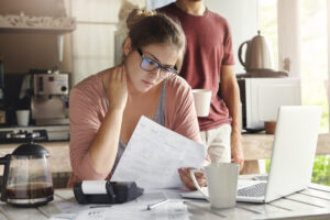 Debt Consolidation: An In-Depth Guide to Evaluating Its Pros and Cons for Financial Relief