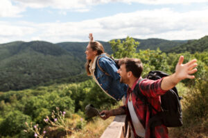 Maximizing Rewards: Choosing Between Cash Back and Miles Credit Cards